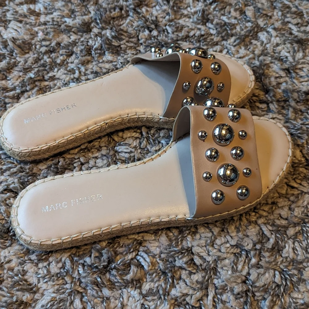 Marc Fisher Beira Sandals - Picture 2 of 4